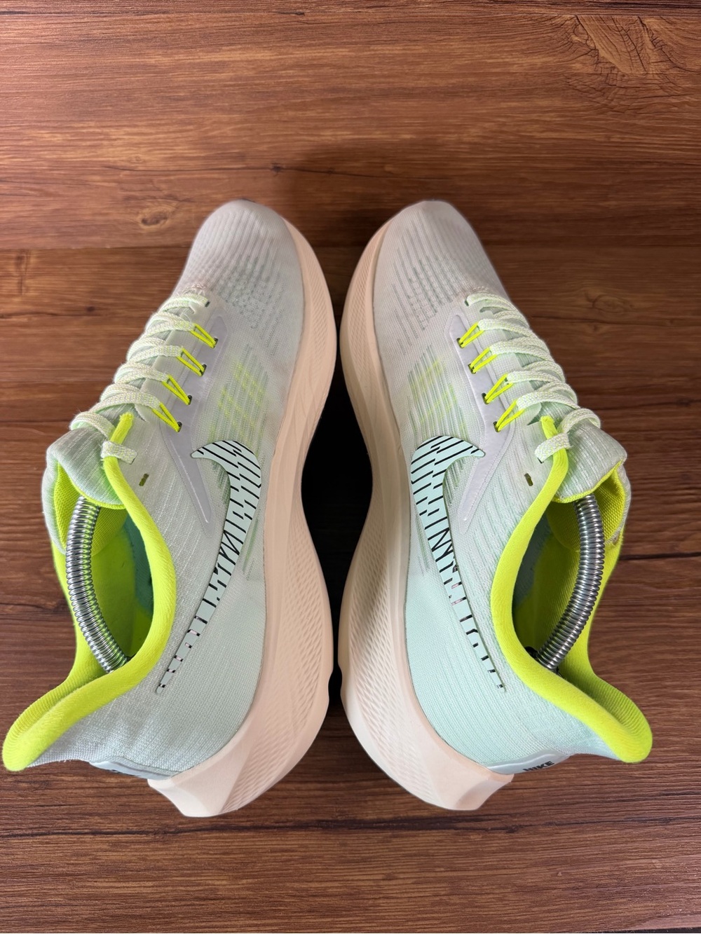 Nike Air Zoom Pegasus 39 Barely Green Running Men's Shoe Size 11.5 DH4071-301 - Picture 5 of 10